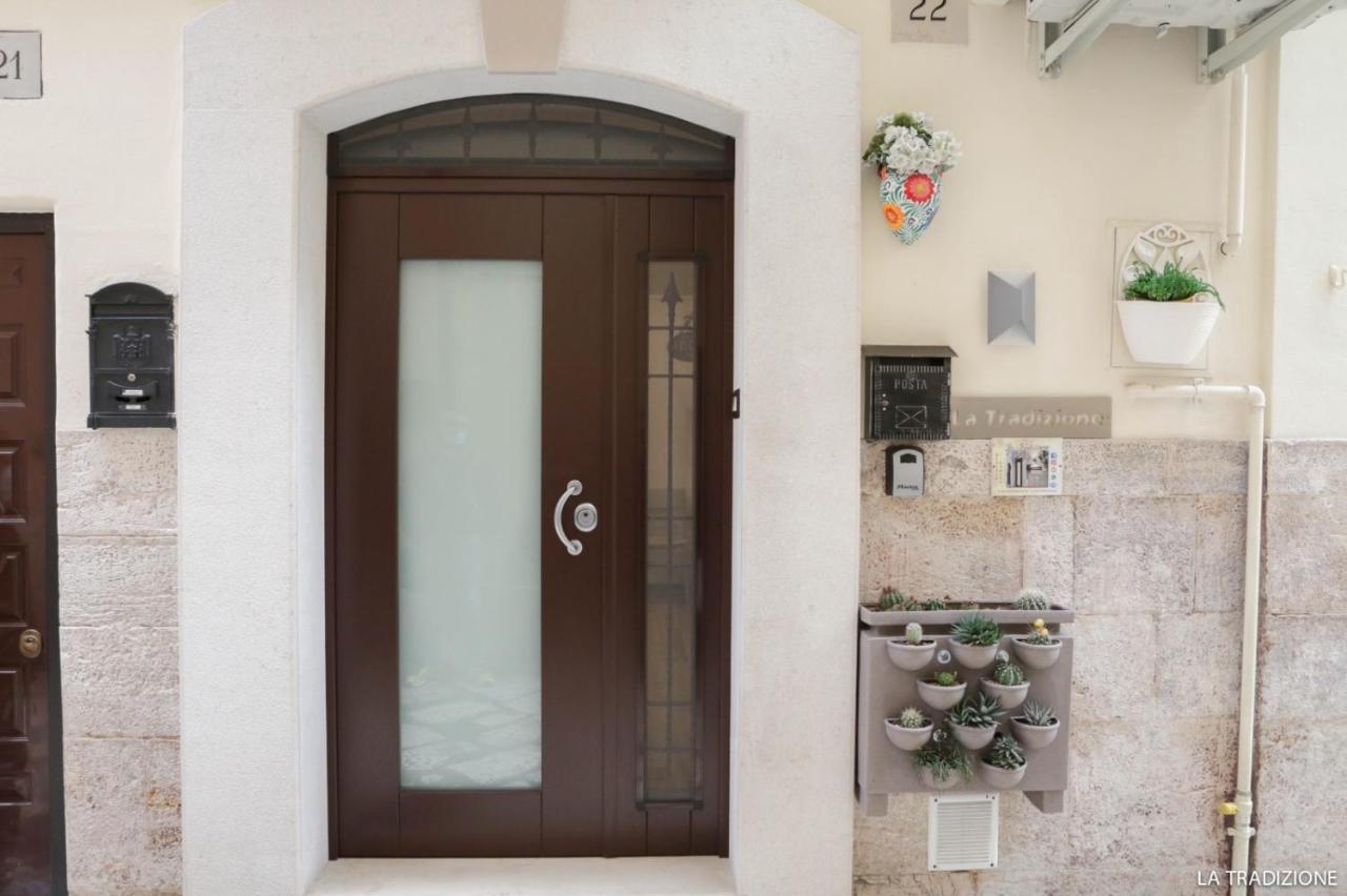 La Tradizione Bed and Breakfast Bari Exteriör bild