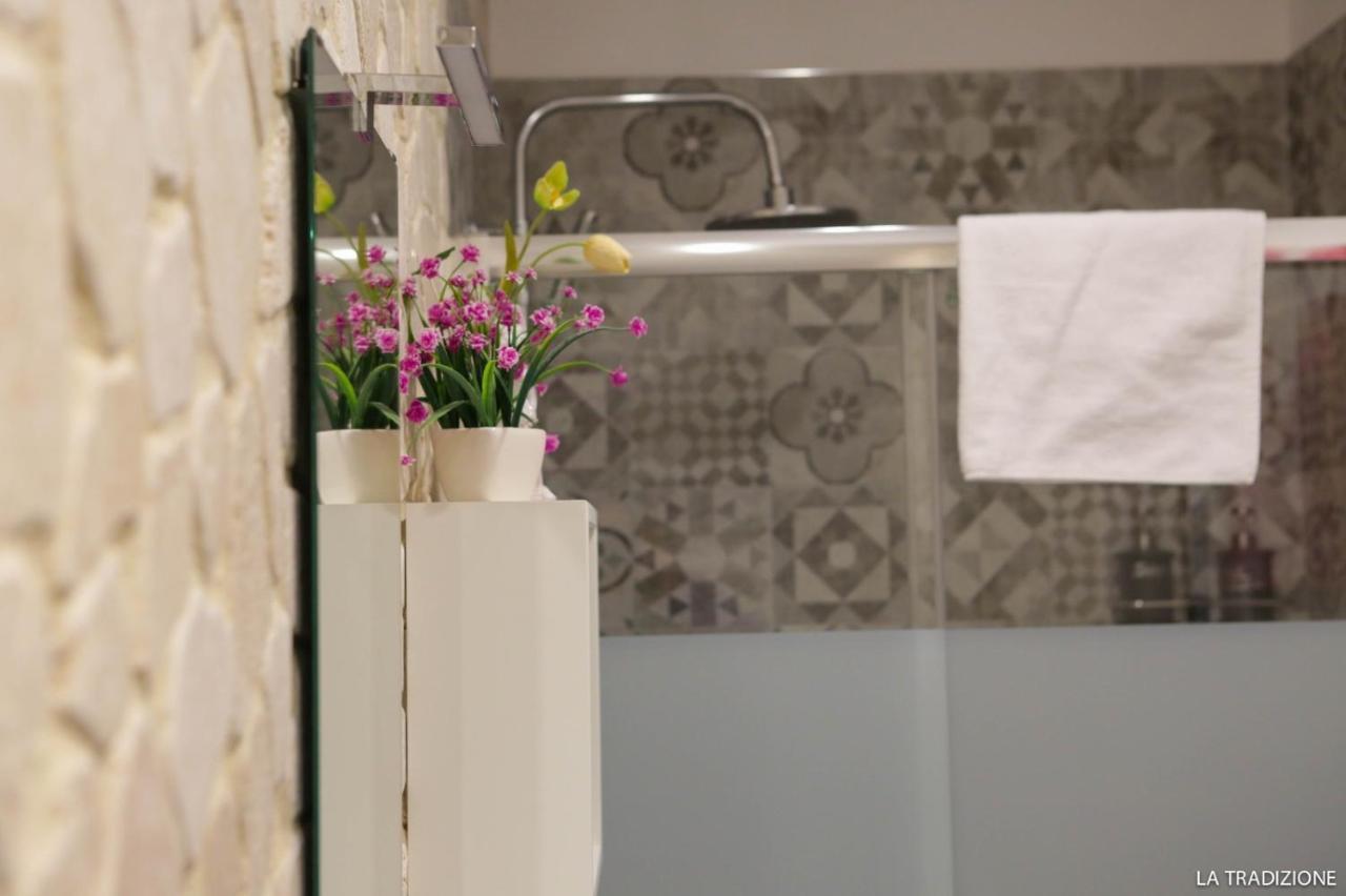 La Tradizione Bed and Breakfast Bari Exteriör bild